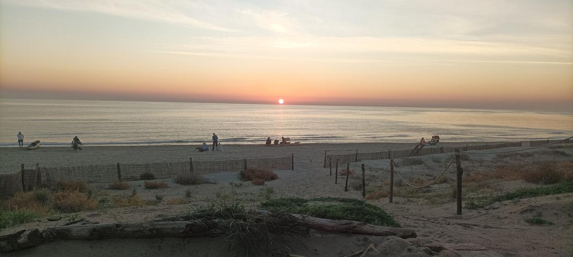 Casa Roberto Beach Torvaianica Bagian luar foto