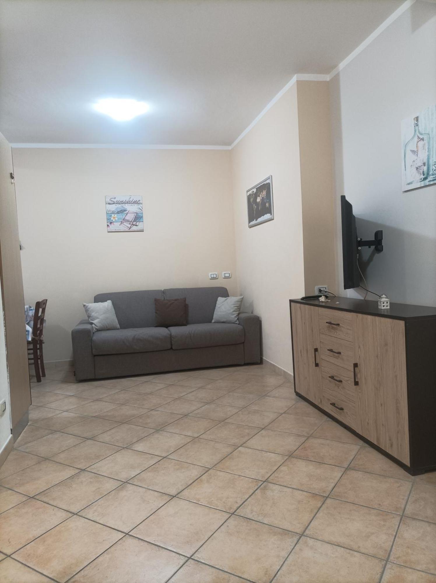 Casa Roberto Beach Torvaianica Bagian luar foto
